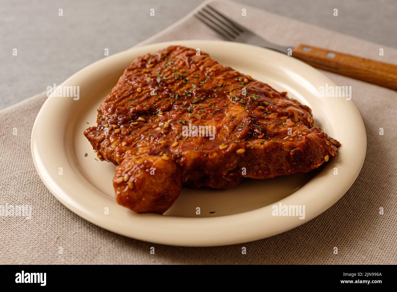 Barbecue di maiale con collo di maiale alla griglia Foto Stock