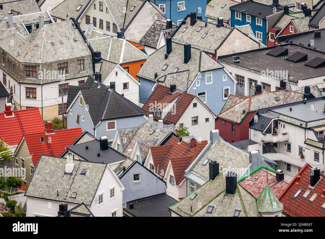 Porto di Alesund Sea dall'alto all'alba tranquilla, Norvegia, Scandinavia Foto Stock