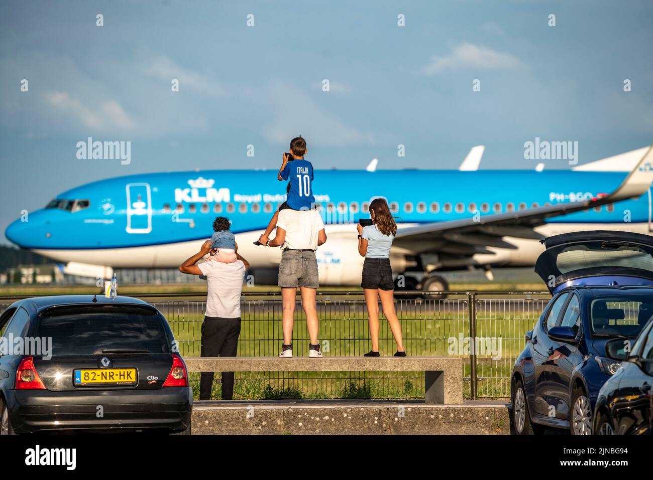 Aeroporto di Amsterdam Shiphol, Ponderbaan, una delle 6 piste, spot, vedere aerei da vicino, KLM, Foto Stock