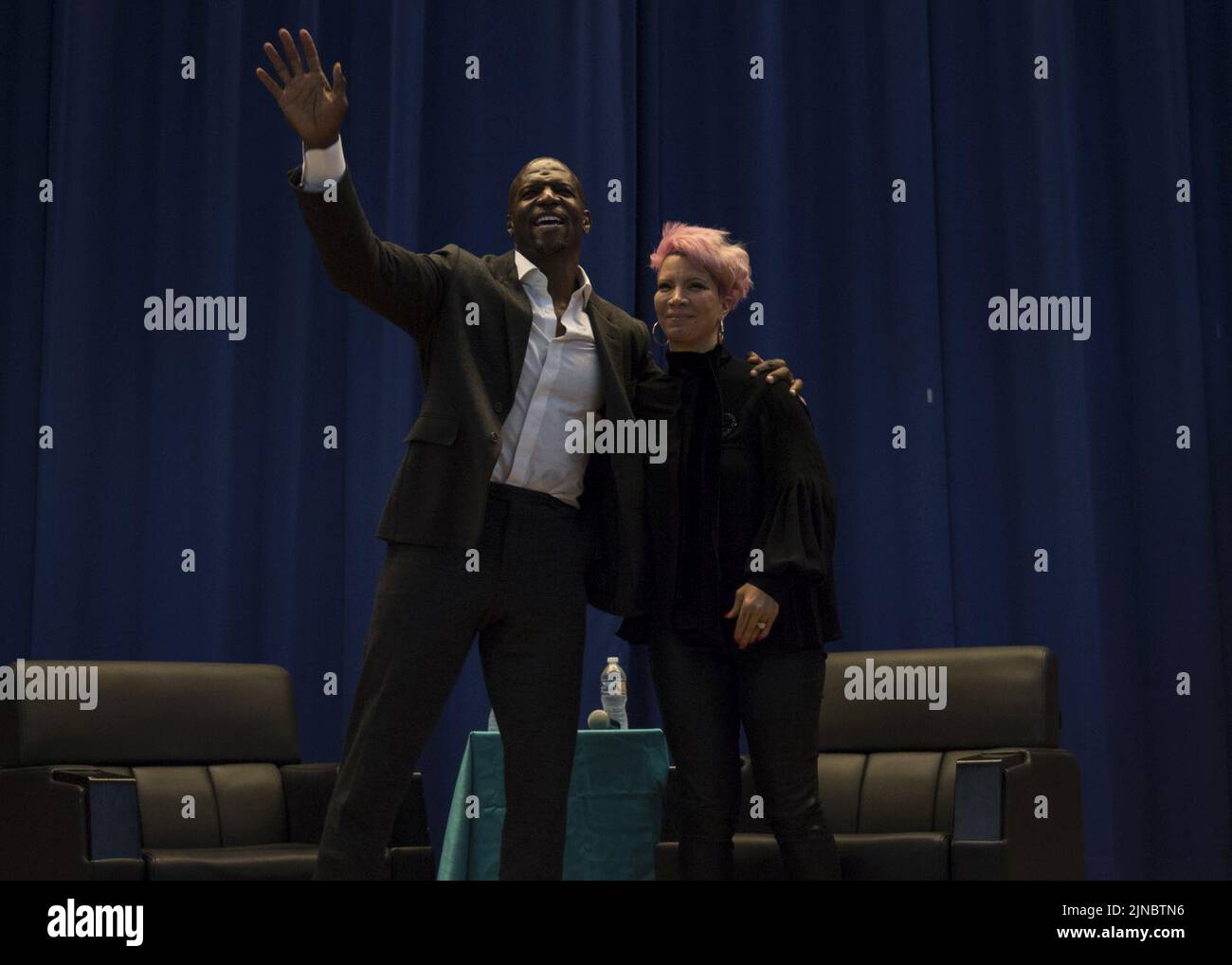 Gli equipaggi Terry visitano Osan AB Airmen (5418061) Foto Stock