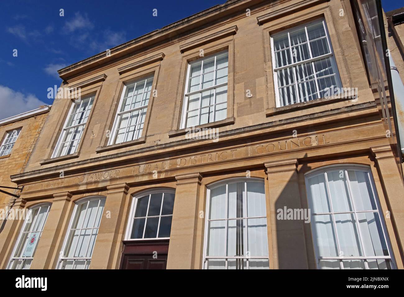 Uffici del North Cotswold Rural District Council, Moreton-in-Marsh, Evenlode Valley, Cotswold District Council, Gloucestershire, INGHILTERRA, REGNO UNITO, GL56 0LW Foto Stock