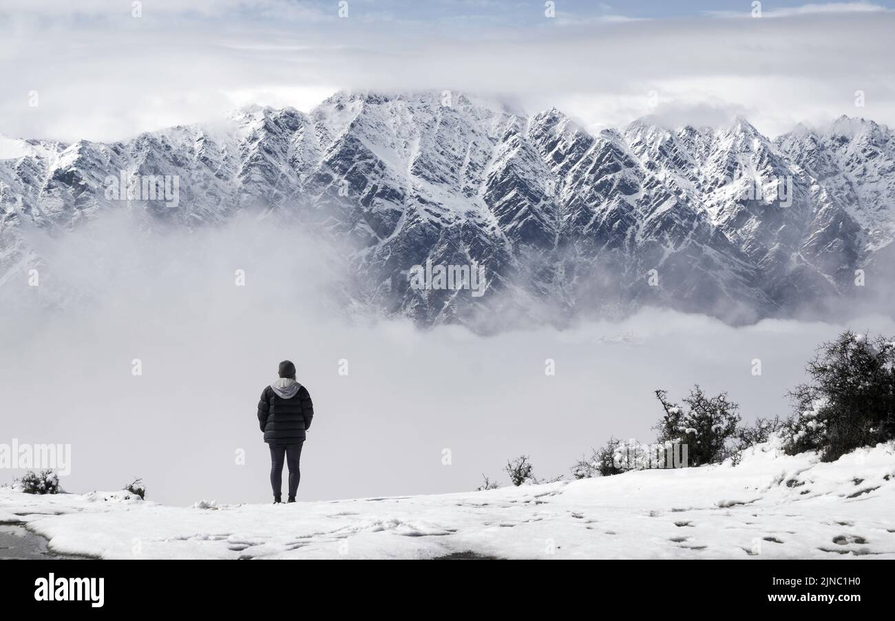 paesaggio panoramico con cielo e nuvole Foto Stock