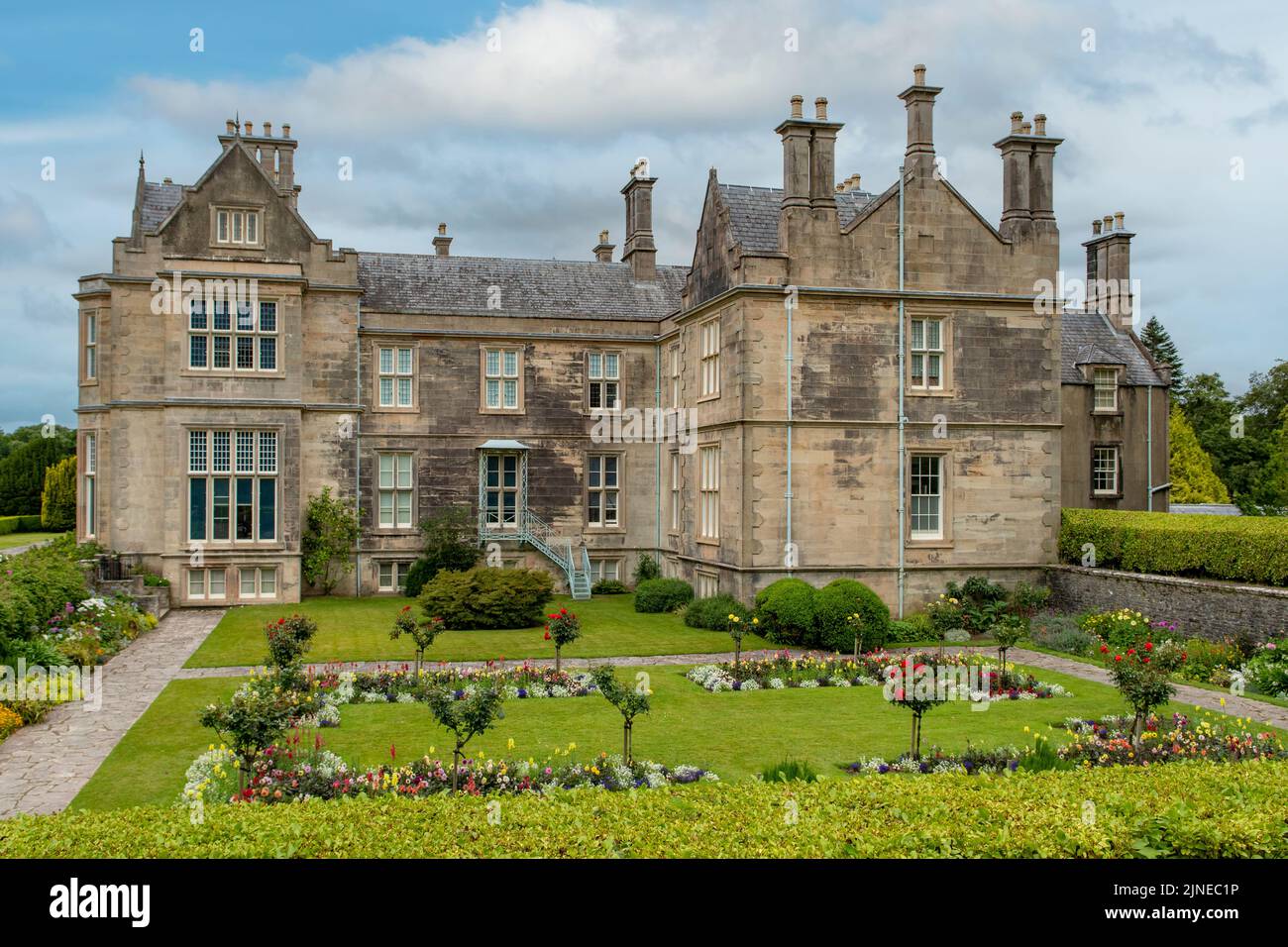 Muckross House and Gardens, vicino a Killarney, Co. Kerry, Irlanda Foto Stock