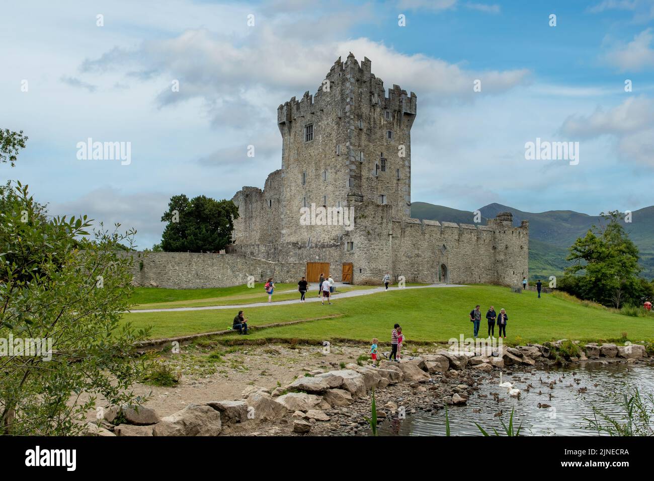 Castello di Ross, Killarney, Co. Kerry, Irlanda Foto Stock