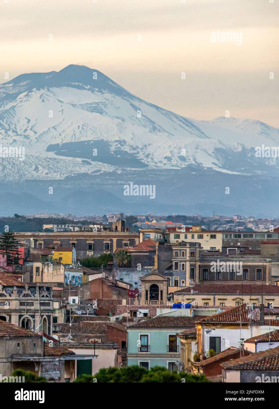 Una città di Catania dal castello di Ursino, Italia, Sicilia destinazione di viaggio Foto Stock
