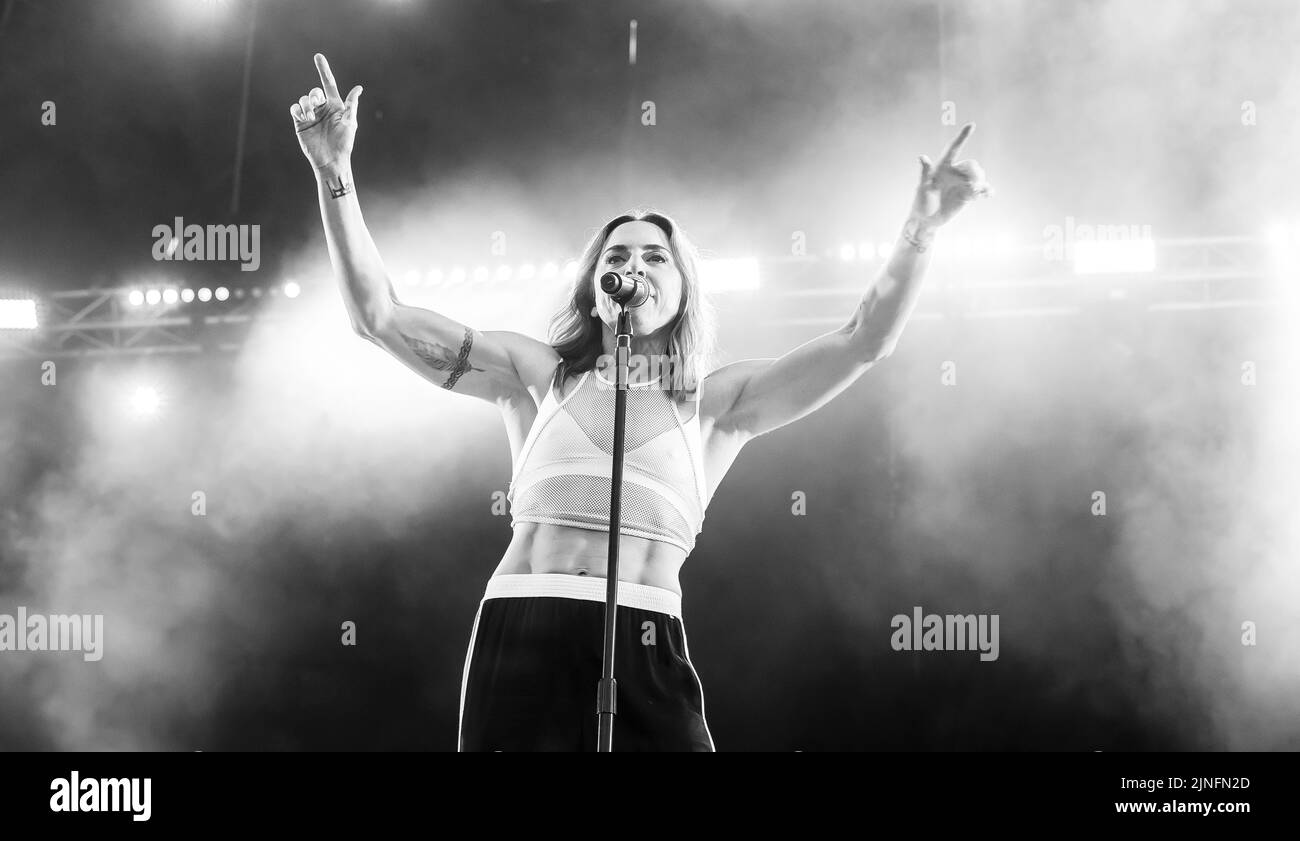 Melanie C si esibisce al Carfest North di Cheshire il 22nd luglio 2022. Foto Stock