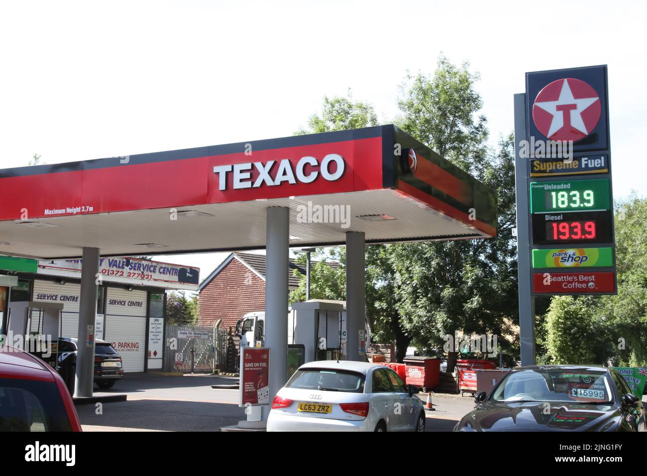 Distributore di benzina Texaco, Langley vale, Epsom, Surrey, Inghilterra, Regno Unito, luglio 2022 Foto Stock