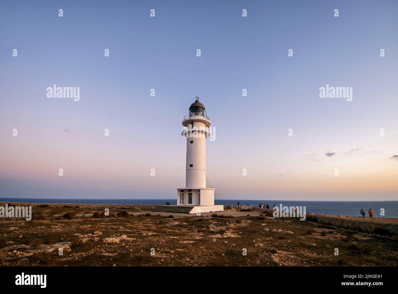 Famoso faro di es Cap de Barbaria, la zona più meridionale di Formentera Foto Stock