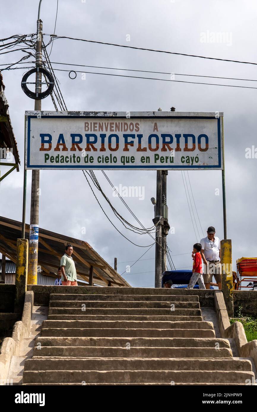 L'ingresso del porto al Barrio Florido, vicino a Iquitos, Perù Foto Stock