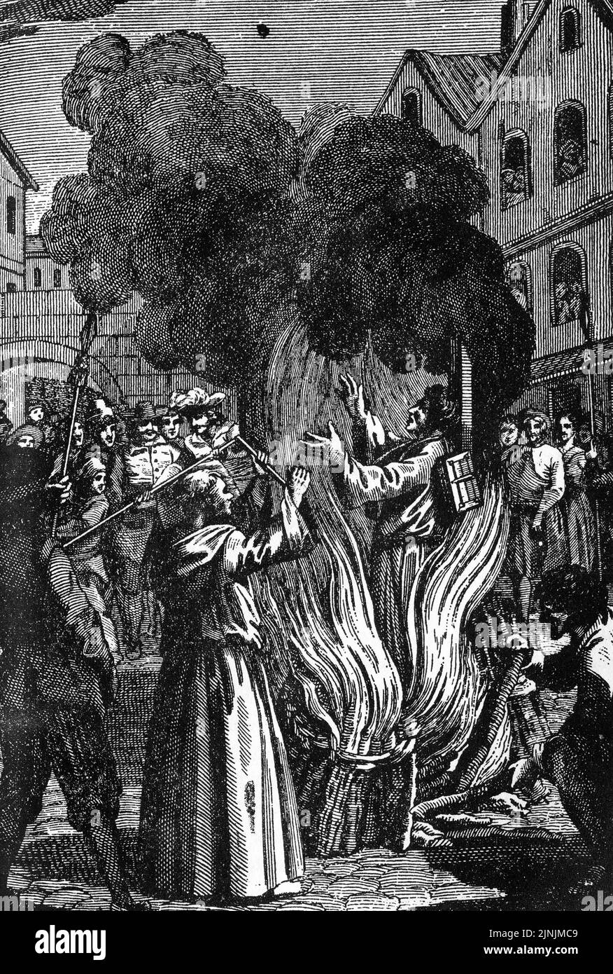 Incisione di un libraio che viene bruciato a morte con le sue Bibbie legate intorno al collo Foto Stock