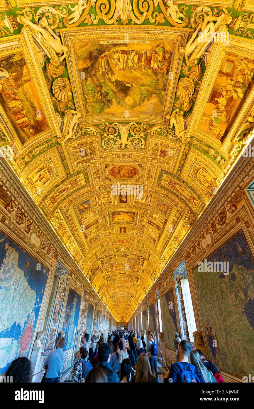 La galleria delle mappe dei Musei Vaticani, Roma Foto Stock
