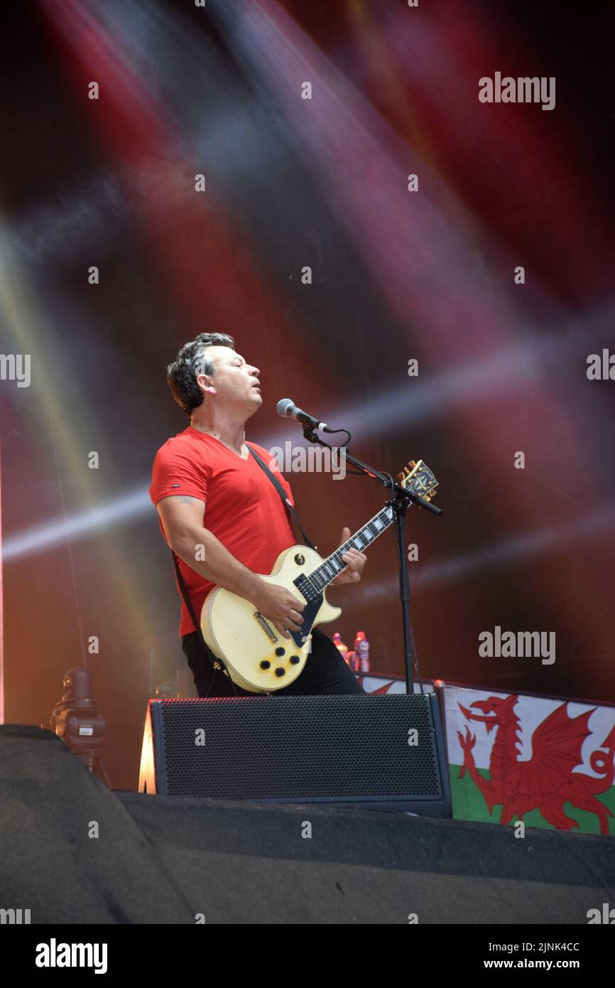 Latitude Festival 2022 luglio, Henham Park, Suffolk, Regno Unito. James Dean Bradfield di Manic Street Preachers Foto Stock