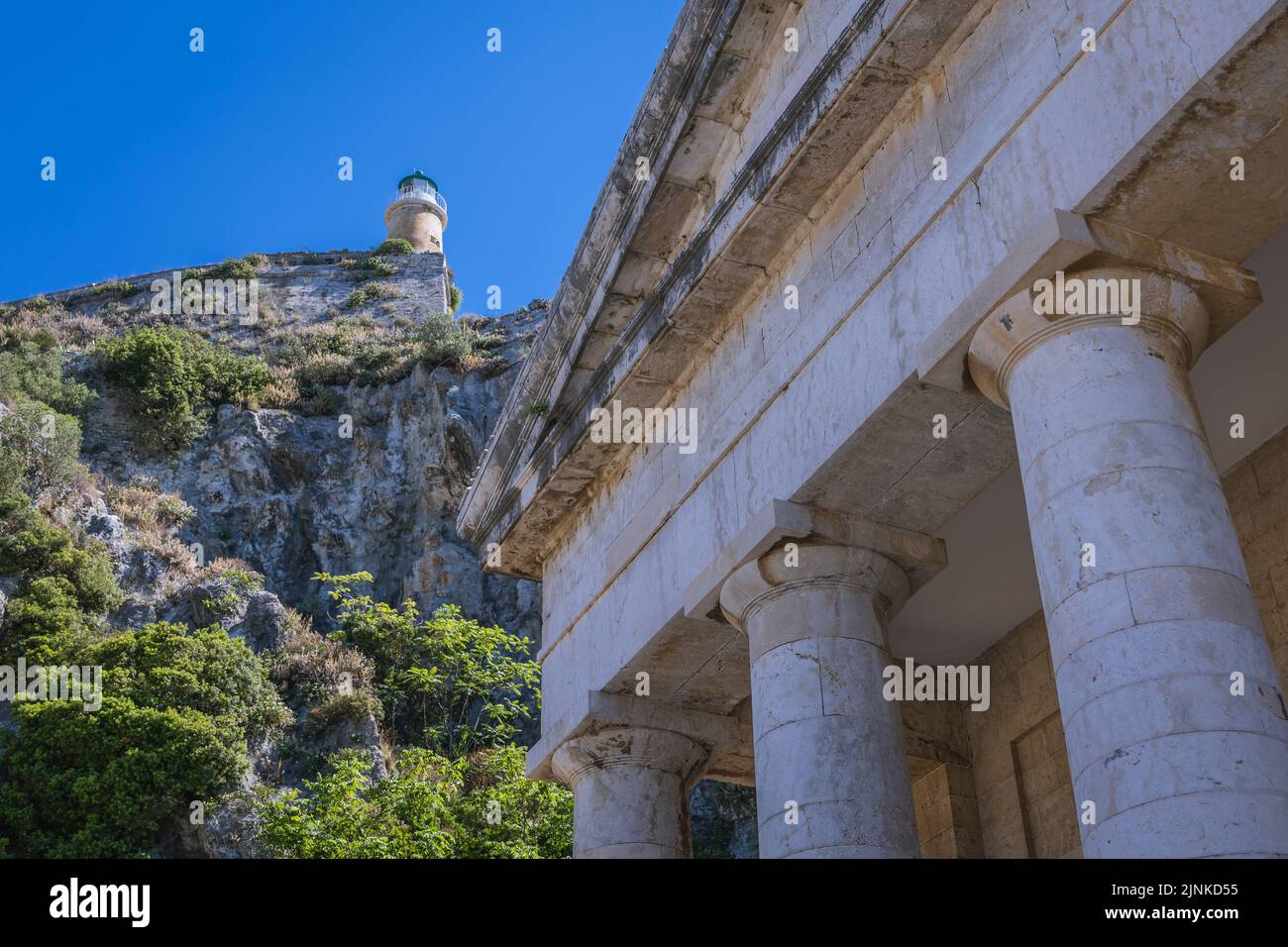 Chiesa di San Giorgio e faro n Vecchia Fortezza Veneziana a Corfù città su un'isola greca di Corfù Foto Stock