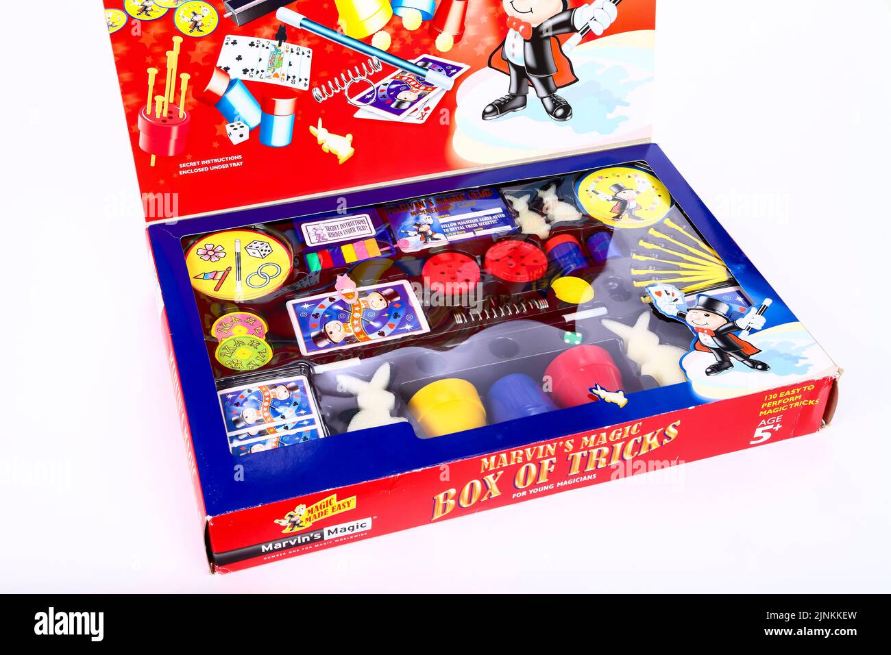 La magia di Marvin's Magic Box of Tricks in una scatola isolata su uno sfondo bianco Foto Stock