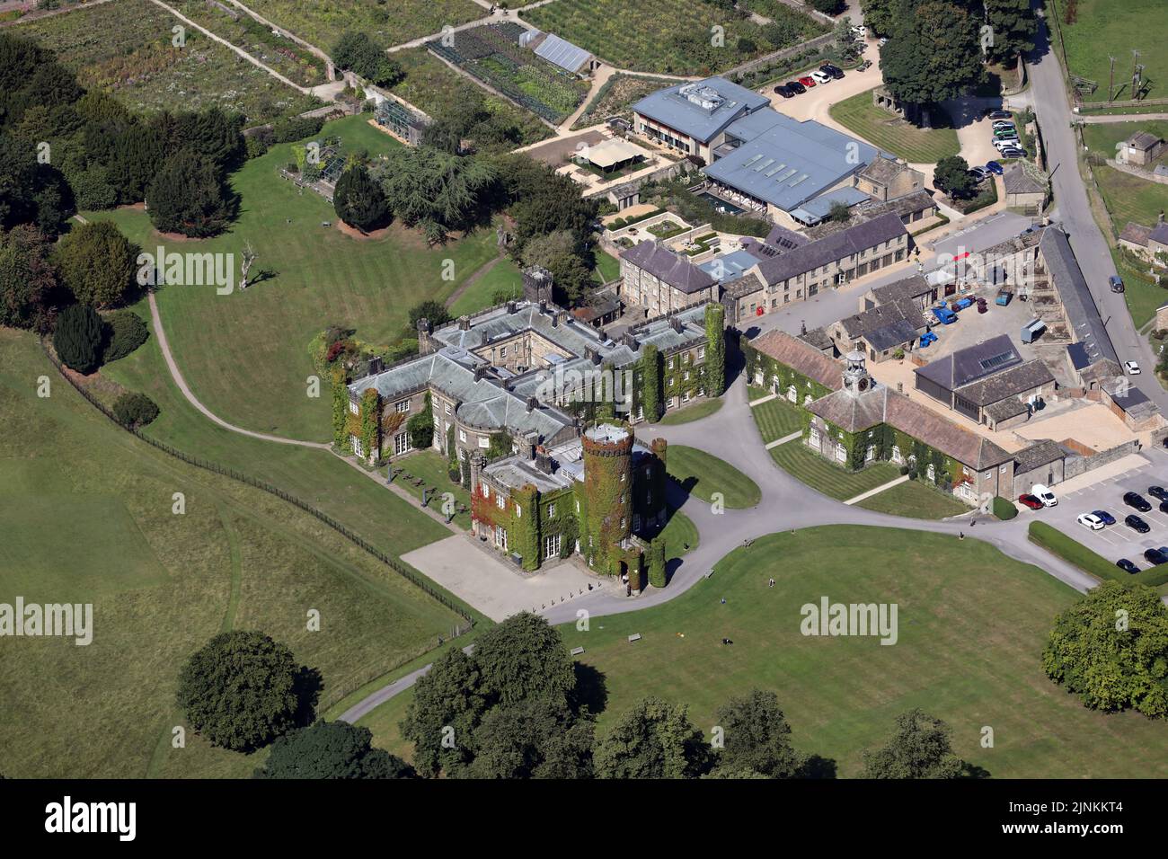 Vista aerea del Swinton Park Hotel vicino a Masham, North Yorkshire Foto Stock