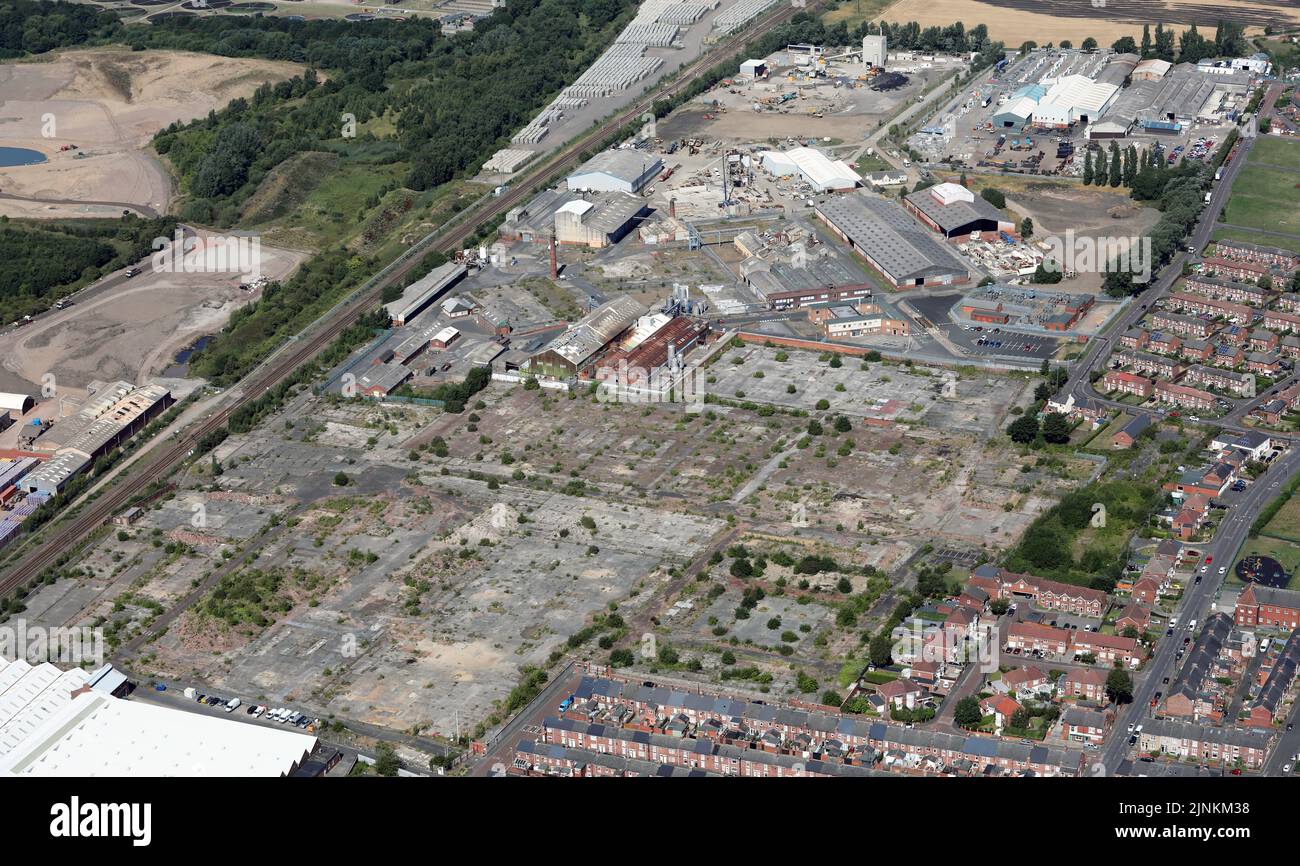 Vista aerea di un sito industriale sgombrato su George Street, Birtley vicino a Chester-le-Street nella contea di Durham, Regno Unito Foto Stock