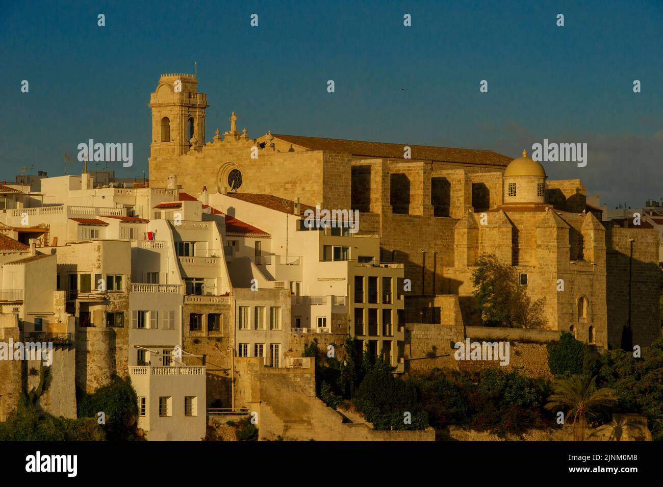 Mahon capitale dell'isola di Minorca. Veduta della chiesa principale del capitale dell'isola. Foto Stock