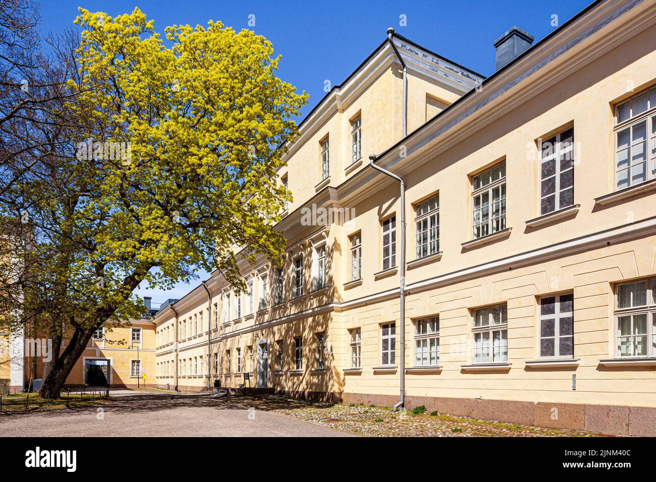 L'Accademia navale finlandese Merisotakoulu (MERISK) a Suomenlinna Piku-Musta, sull'isola di Suomenlinna, al largo di Helsinki, Finlandia Foto Stock