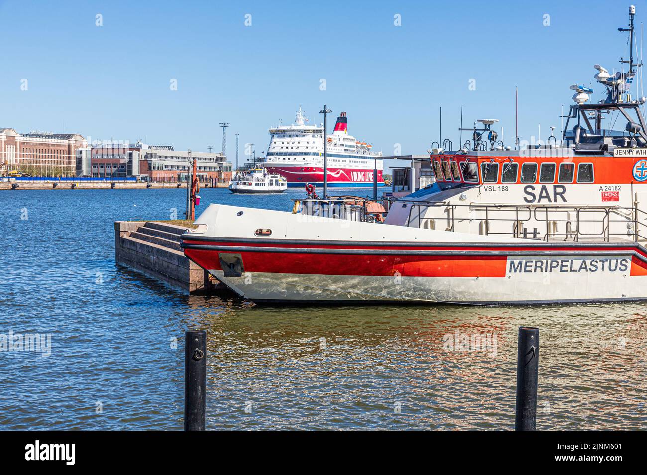 L'incrociatore di salvataggio Jenny Wihuri, la nave scuola della Società di salvataggio marittimo, nel porto di Helsinki, Finlandia Foto Stock