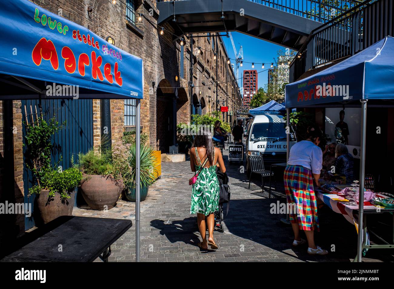 Coal Drops Yard Development Kings Cross London - Lower Stable Street Market at Coal Drops Yard Off Granary Square, Kings Cross, Londra. Foto Stock