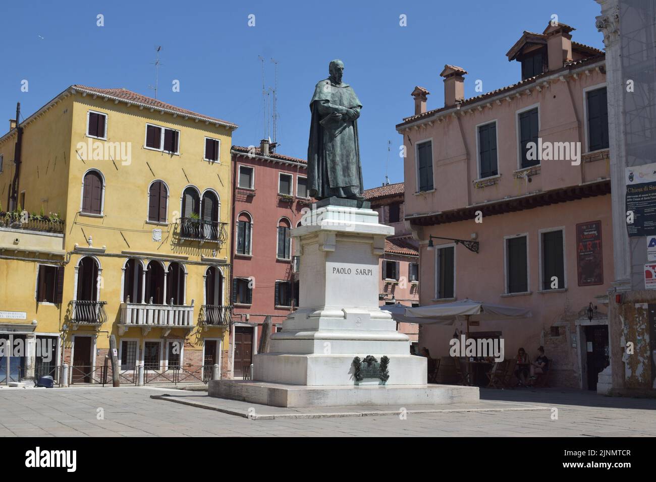 Monumento di Paolo Sarpi, situato a Venezia, Italia. Foto Stock