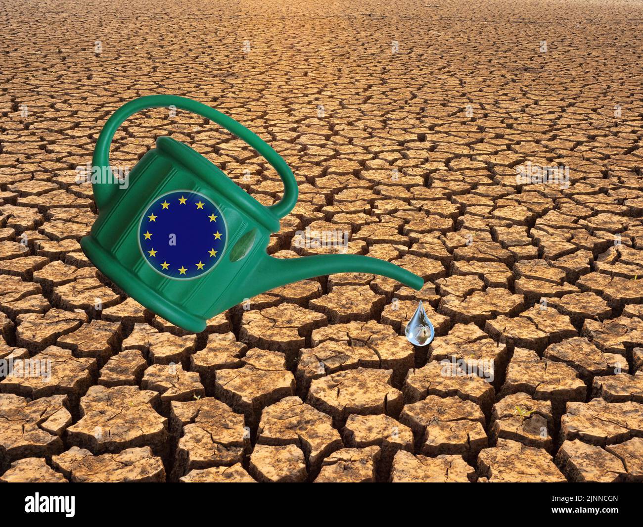 Immagine simbolica, carenza idrica, emergenza idrica, siccità globale, crisi climatica, cambiamento climatico, cambiamento climatico, carestia, fusione del ghiacciaio, riscaldamento Foto Stock
