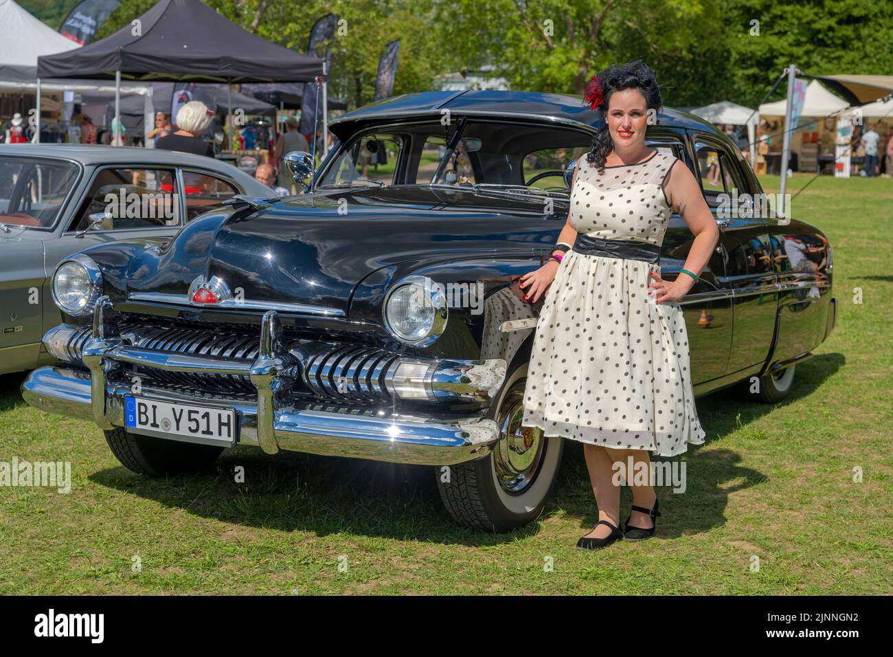 American annata Ford Mercury con una donna Foto Stock