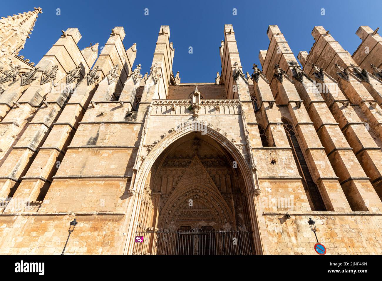 Palma di Maiorca, Spagna. La facciata del portale del Mirador della cattedrale gotica di Santa Maria Foto Stock