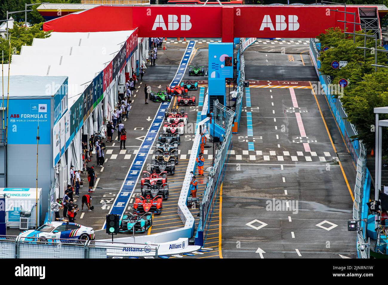 09 EVANS Mitch (nzl), Jaguar TCS Racing, Jaguar i-Type 5, Ambiance pit Land red flag durante l'ePrix di Seul 2022, 10th° meeting del Campionato del mondo ABB FIA Formula e 2021-22, sul circuito di Seul Street dal 12 al 14 agosto, a Seul, Corea del Sud - Foto: Bastien Roux /DPPI/LiveMedia Foto Stock