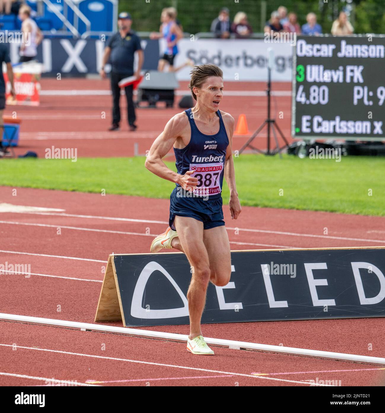 Il runner svedese di 5000 metri Andreas Almgren ha vinto il campionato svedese 2022 a Norrköping. Foto Stock