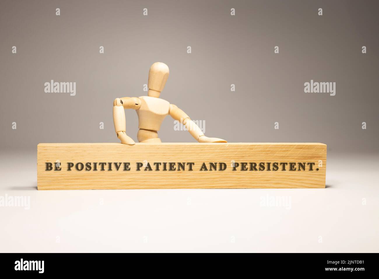 Sia paziente positivo e la superficie di legno persistente è stata scritta. Motivazione e sviluppo personale Foto Stock