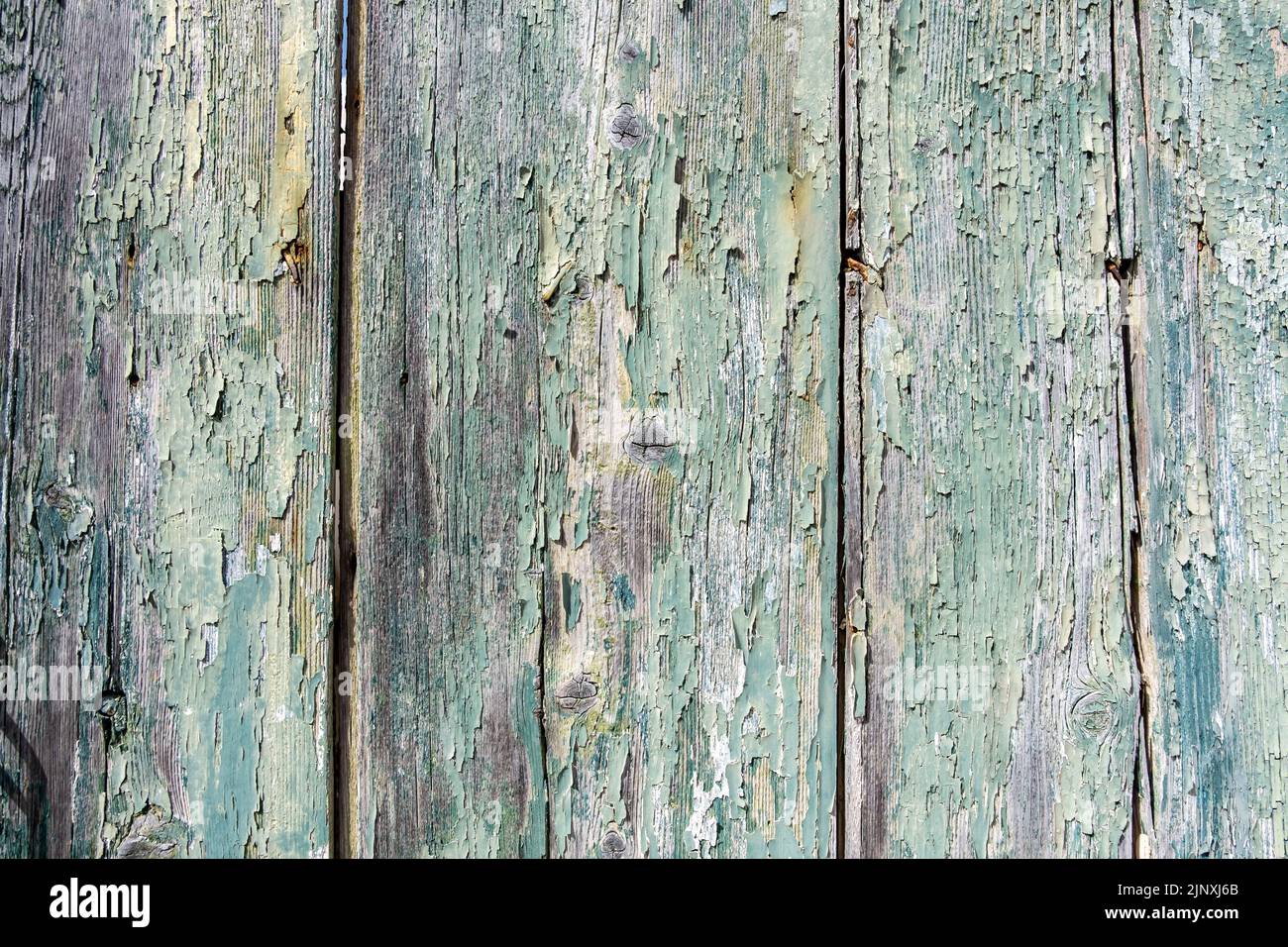 Legno per sfondo, texture. Tavole di scabby vuote di colore blu legno per lo sfondo. Struttura a strisce verticali per finestre o porte rurali. Copia Foto Stock