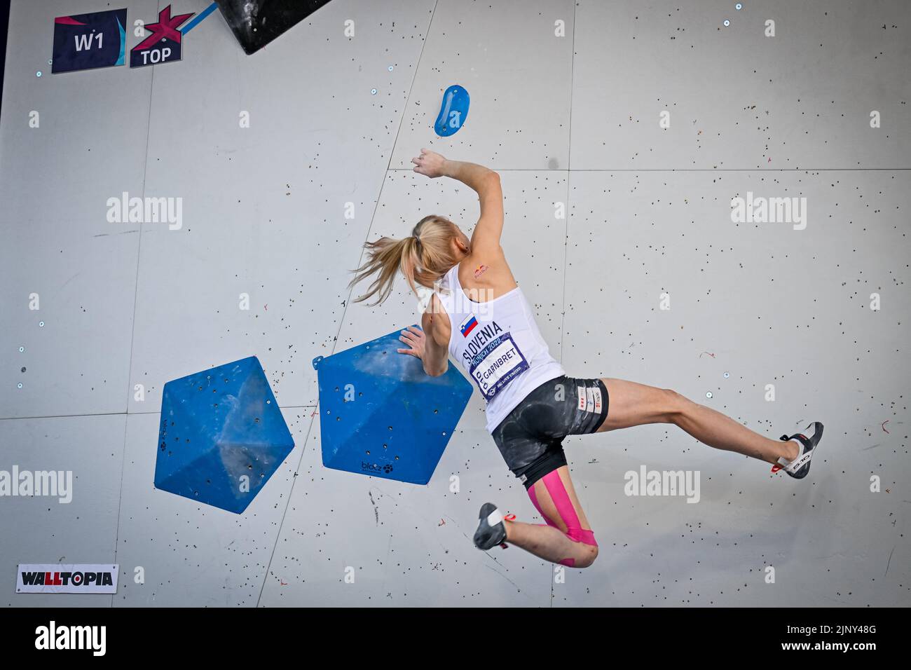 La finale dell'evento femminile di arrampicata sportiva al masso, ai Campionati europei di Monaco 2022, a Monaco di Baviera, in Germania, domenica 14 agosto 2022. La seconda edizione dei Campionati europei si svolge dal 11 al 22 agosto e prevede nove sport. FOTO DI BELGA ERIC LALMAND Foto Stock