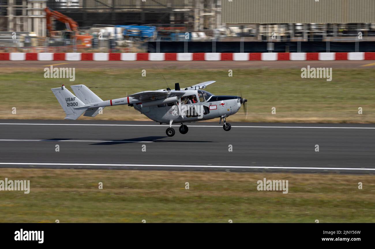 Post Bellum, Cessna 0-2A Skymaster con partenza dal Royal International Air Tattoo 2022 Foto Stock