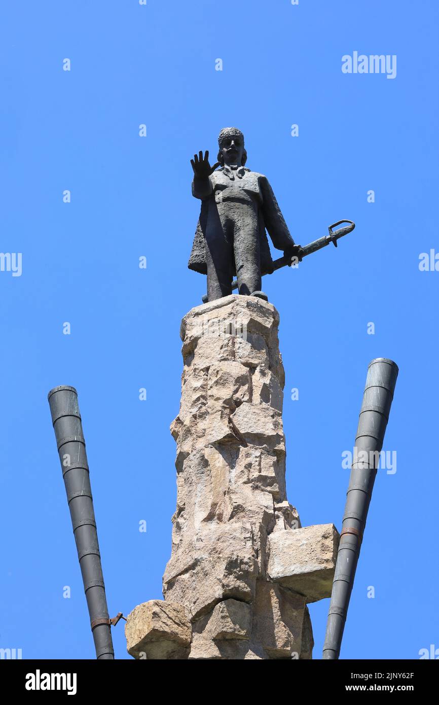 Statua dell'avvocato rumeno e eroe rivoluzionario Avram Iancu, in Cluj-Napoca, capitale storica della Transilvania, Romania Foto Stock