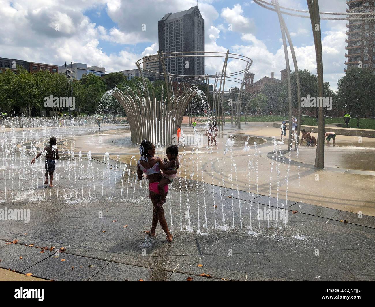 Fontana di Scioto Mile nel Bicentennial Park, Columbus, Ohio, USA, agosto 2022 Foto Stock