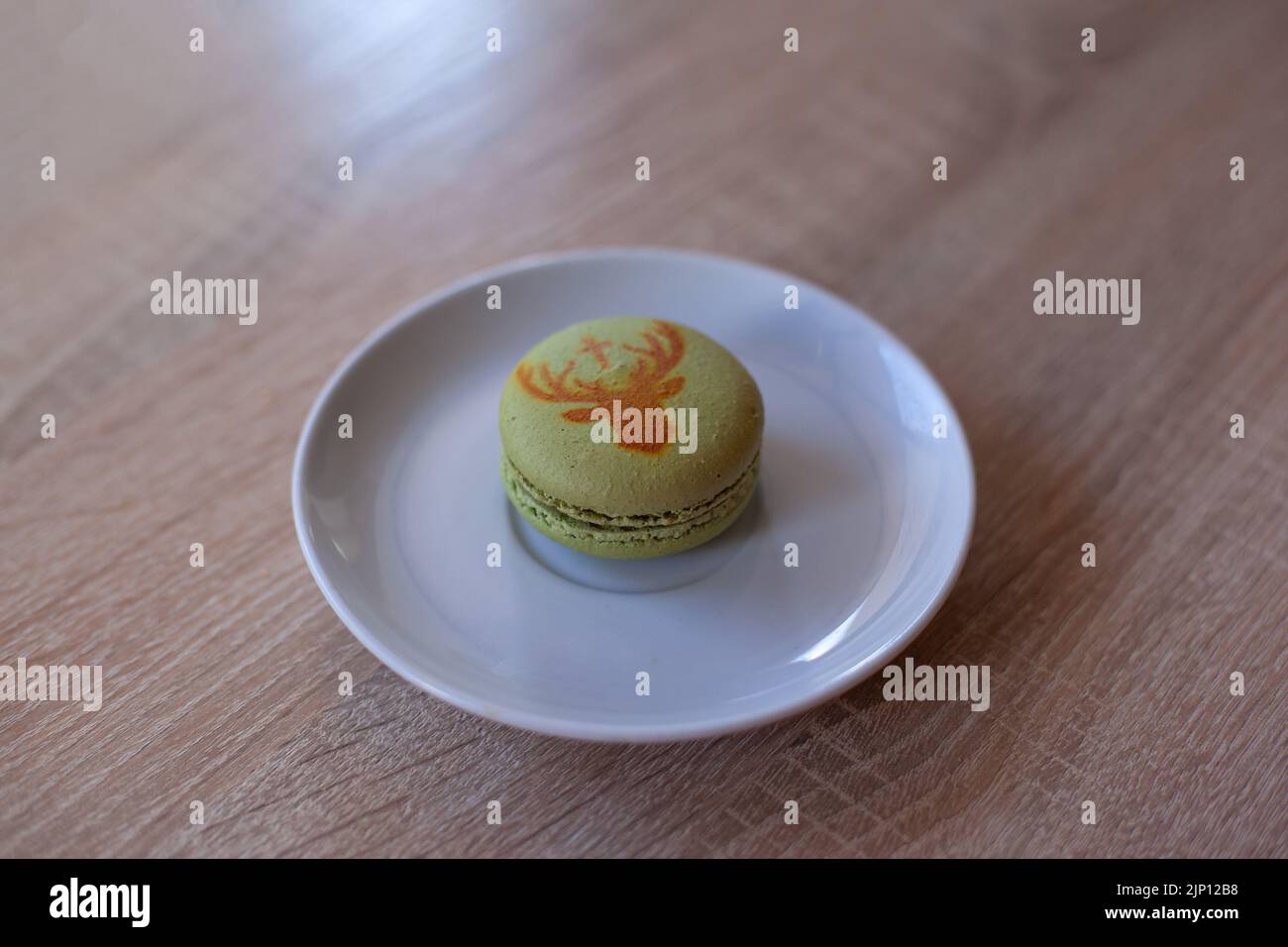 macaron con logo jagermeister stampato Foto Stock