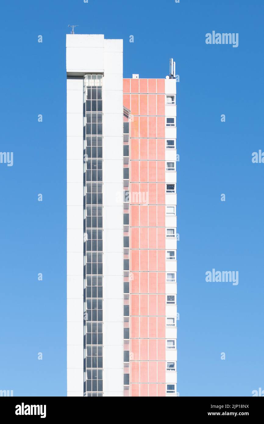 Anniesland Court un brutalist grado A edificio di torre residenziale elencato, Anniesland Cross, Anniesland, Glassgow, Scozia, REGNO UNITO Foto Stock