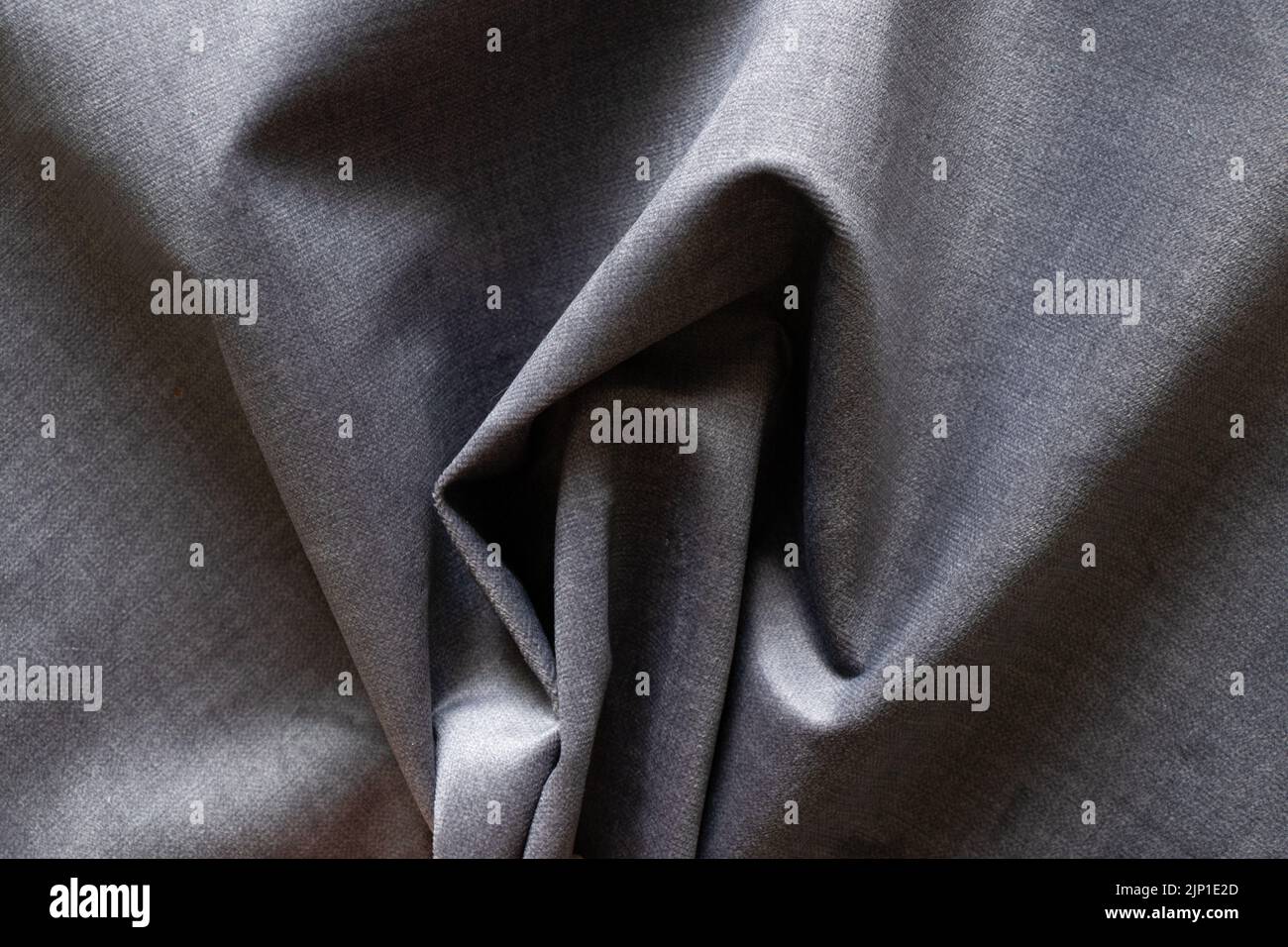 Tessuto grinzito grigio per lo sfondo, tessuto per la foto macro di sfondo Foto Stock