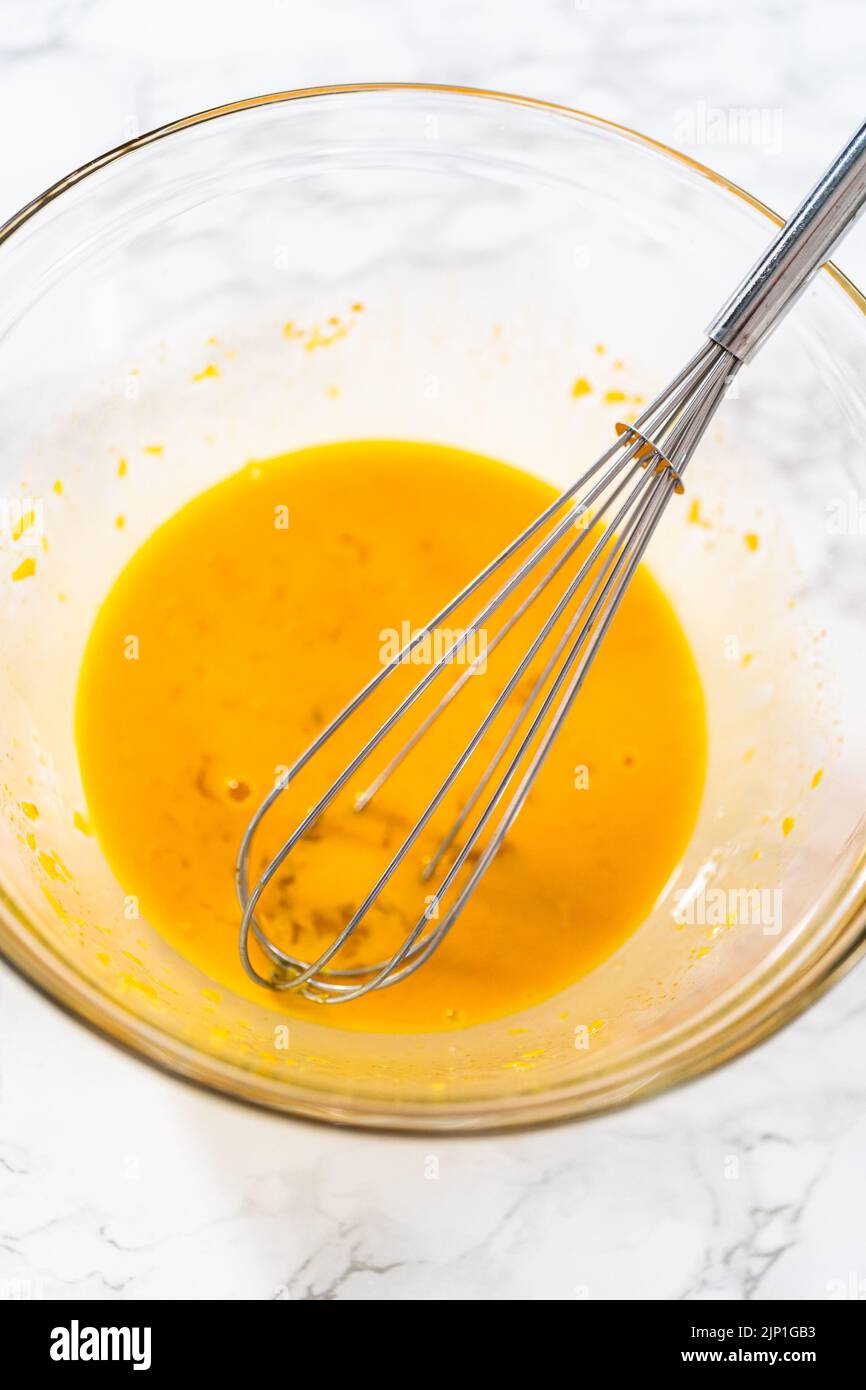 Biscotti al limone con cioccolato bianco Foto Stock