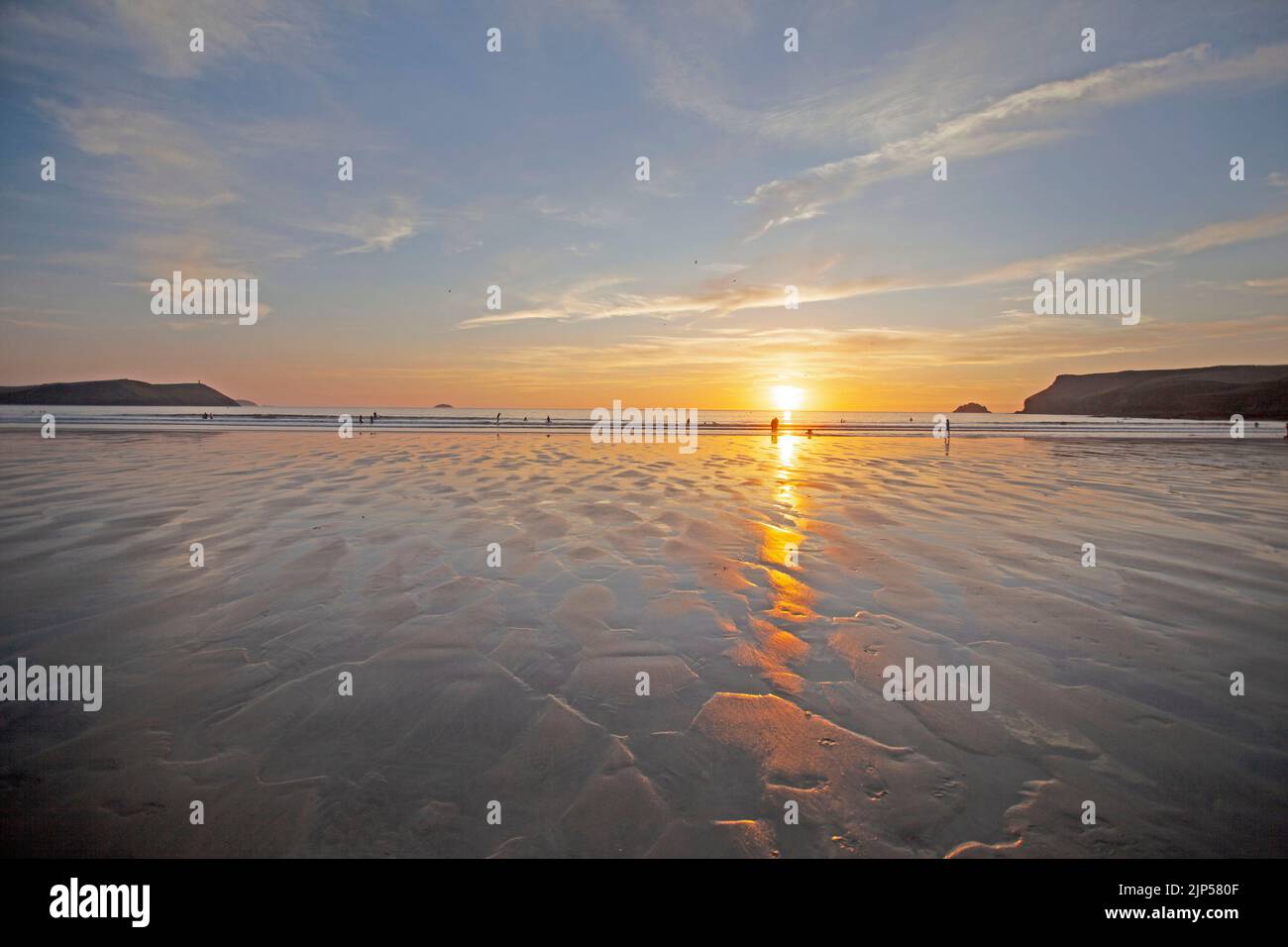 Polzeath Beach a Sunset, Cornovaglia, Inghilterra Foto Stock