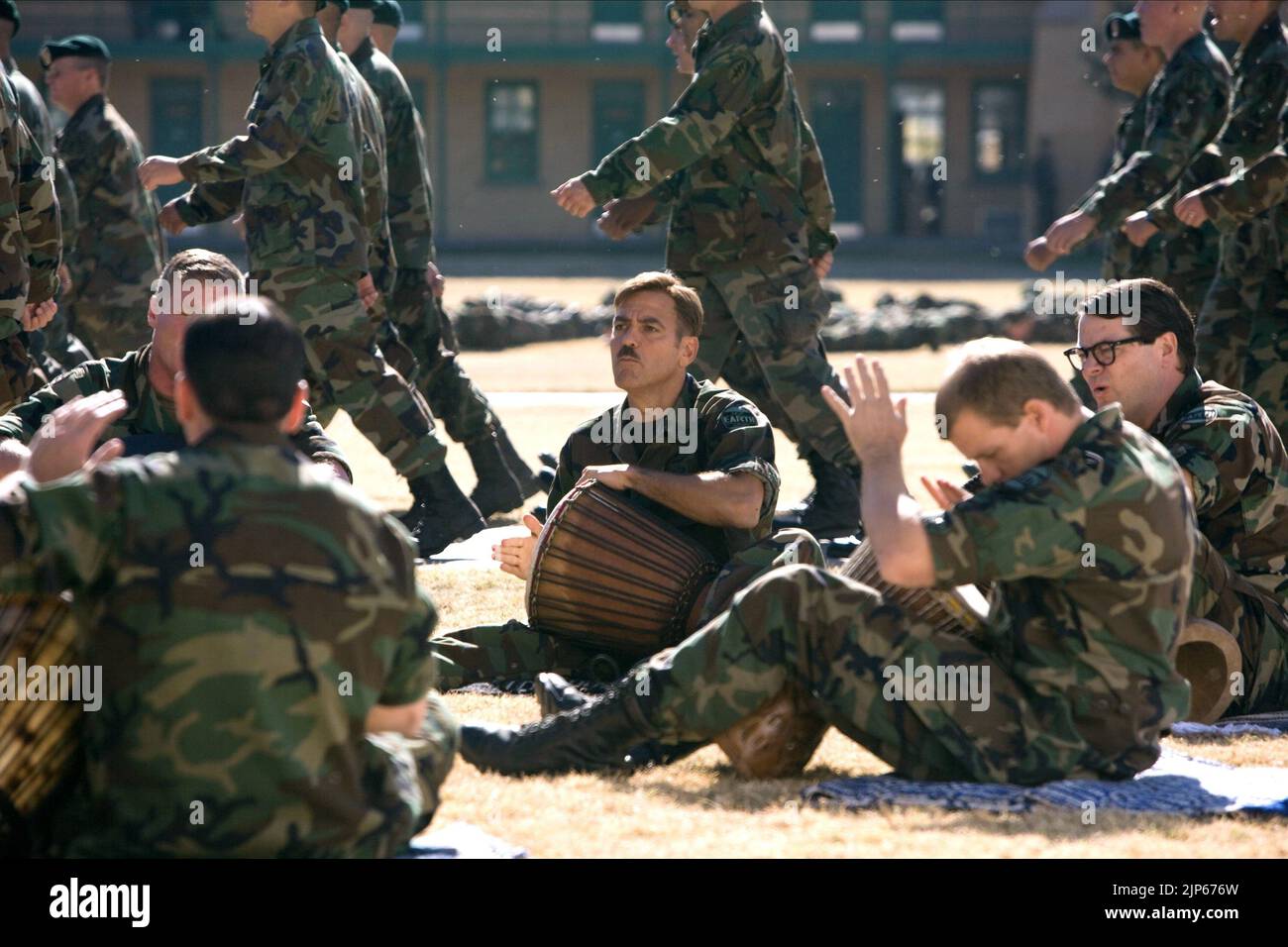 GEORGE CLOONEY, gli uomini che guardano a capre, 2009 Foto Stock