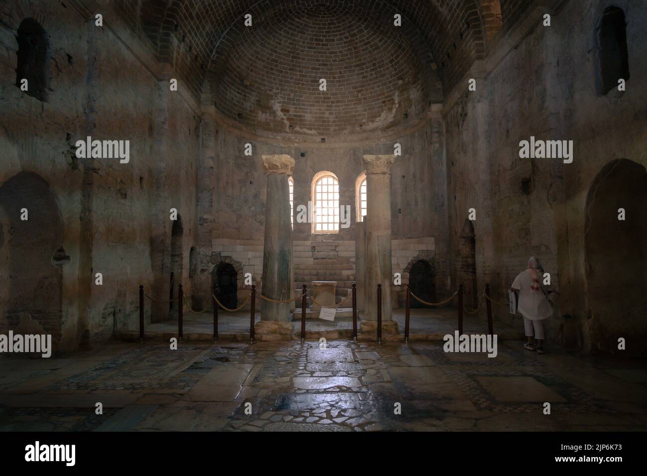 Vista degli affreschi all'interno della chiesa di San Nicola (Babbo Natale) a Demre, Turchia Antalya. Foto Stock