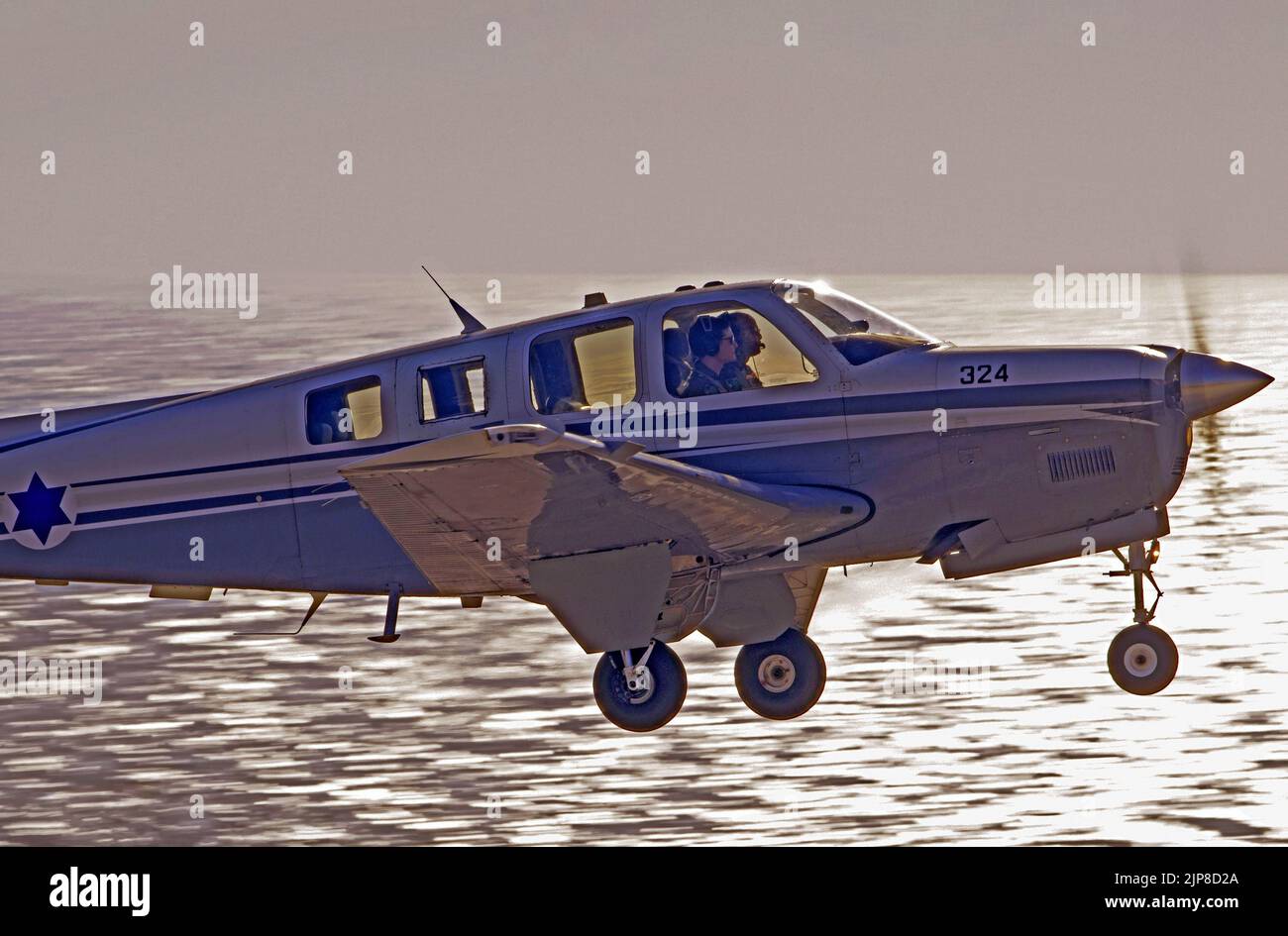 Aviazione militare israeliana (IAF) Beechcraft Bonanza Beechcraft Bonanza è un velivolo americano per aviazione generale introdotto nel 1947 da Beech Aircraft Corpor Foto Stock