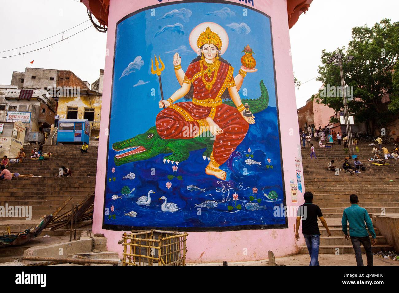 Pittura murale della dea Parvati a Rajendra Prasad Ghat, Varanasi, Banaras, Benaras, Kashi, Utttar Pradesh, India Foto Stock