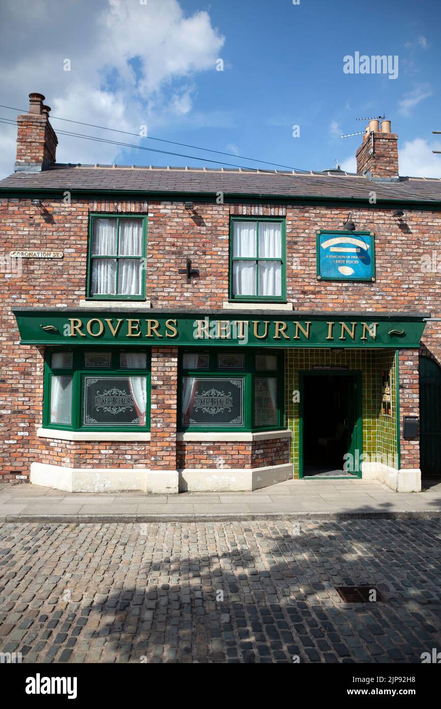 The Rovers Return Inn sul set della ITV SOAP opera Coronation Street. Foto Stock
