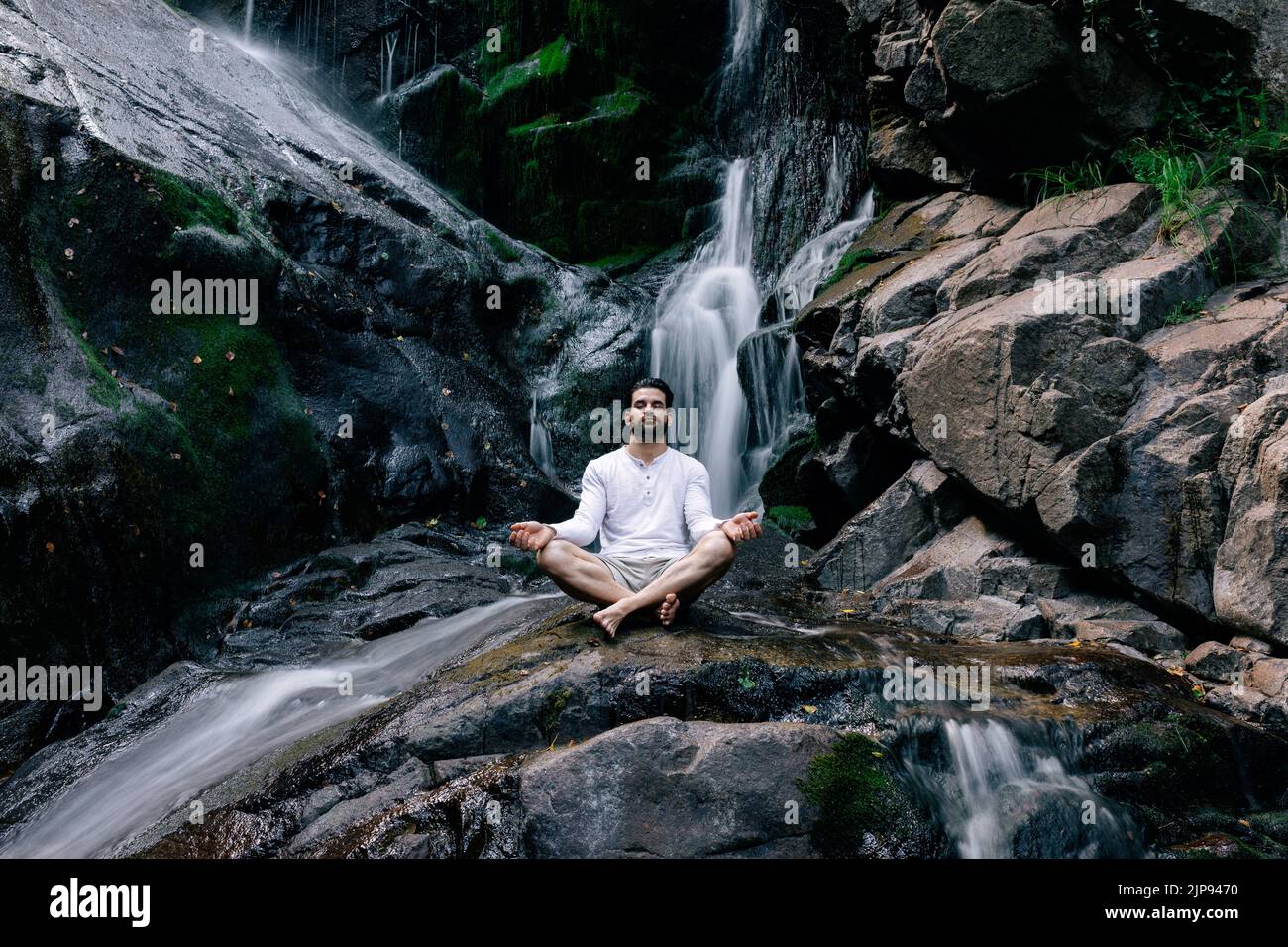 cascata, armonia, yoga, meditate, cascata, cascate, armonie, yoga, medite Foto Stock