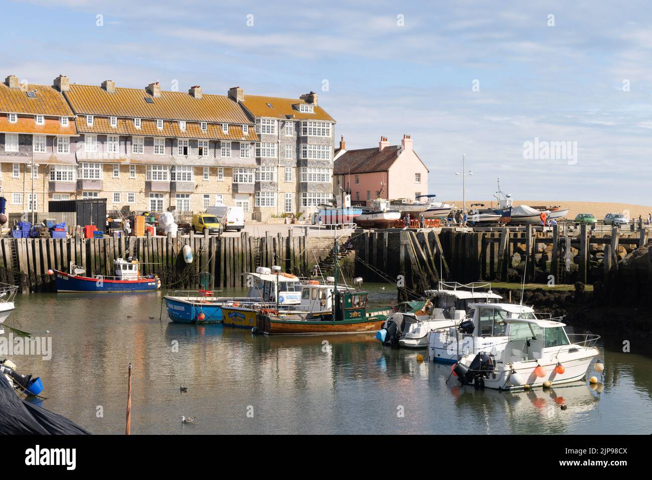 Bridport Harbour, West Bay, Dorset Regno Unito, in una giornata di sole estate, Dorset costa Regno Unito Foto Stock