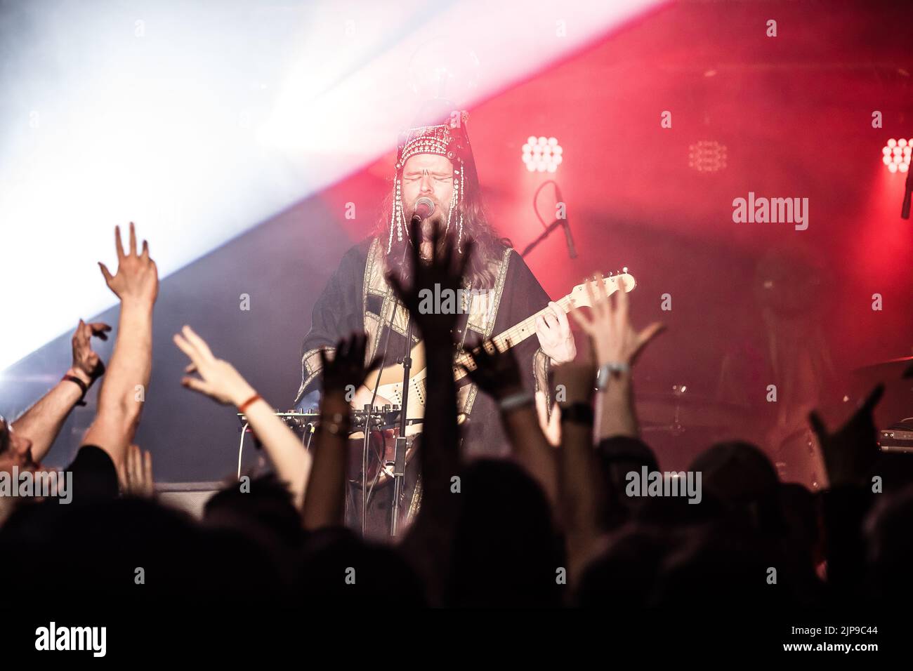 Henge si esibisce al festival Focus Wales 2022 di Wrexham, nel Galles del Nord, il 7th maggio 2022. Foto Stock