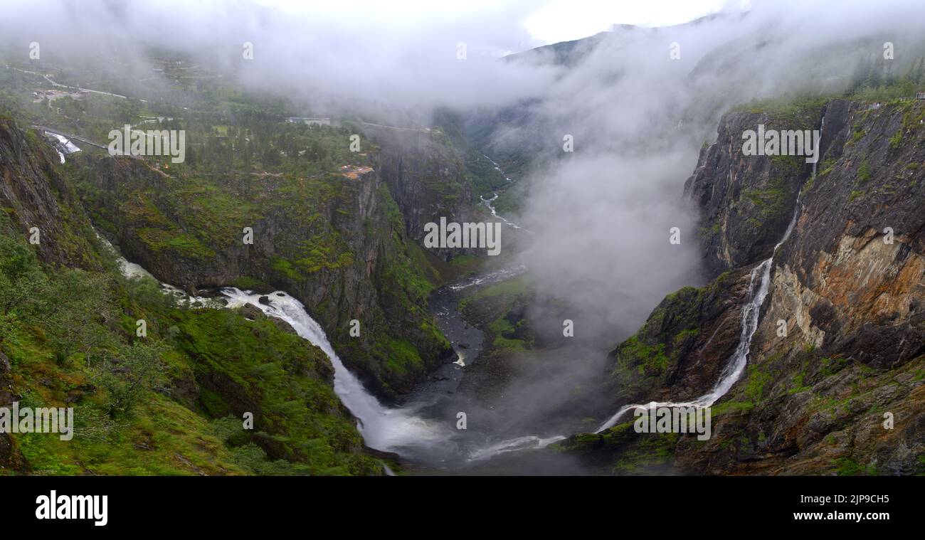 Il paesaggio simbolo della cascata più alta della Vøringfossen dalla vista aerea della Norvegia Foto Stock